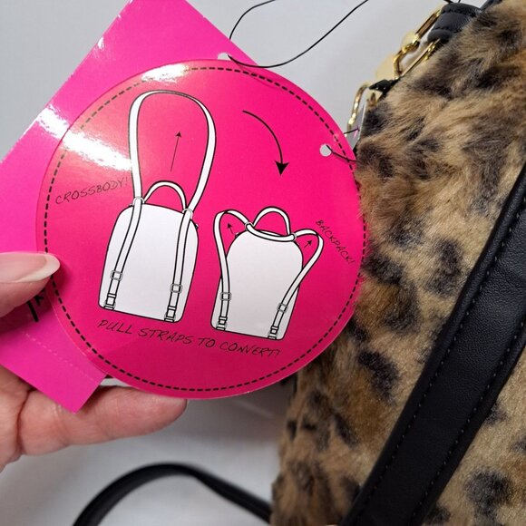 Betsey Johnson Mini Kitsch Faux Fur Cat Leopard Backpack Crossbody & Earbud Case - Picture 12 of 16